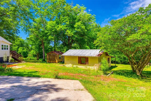 $289,000 | 1224 Martin Road, Hickory Grove, SC 29717