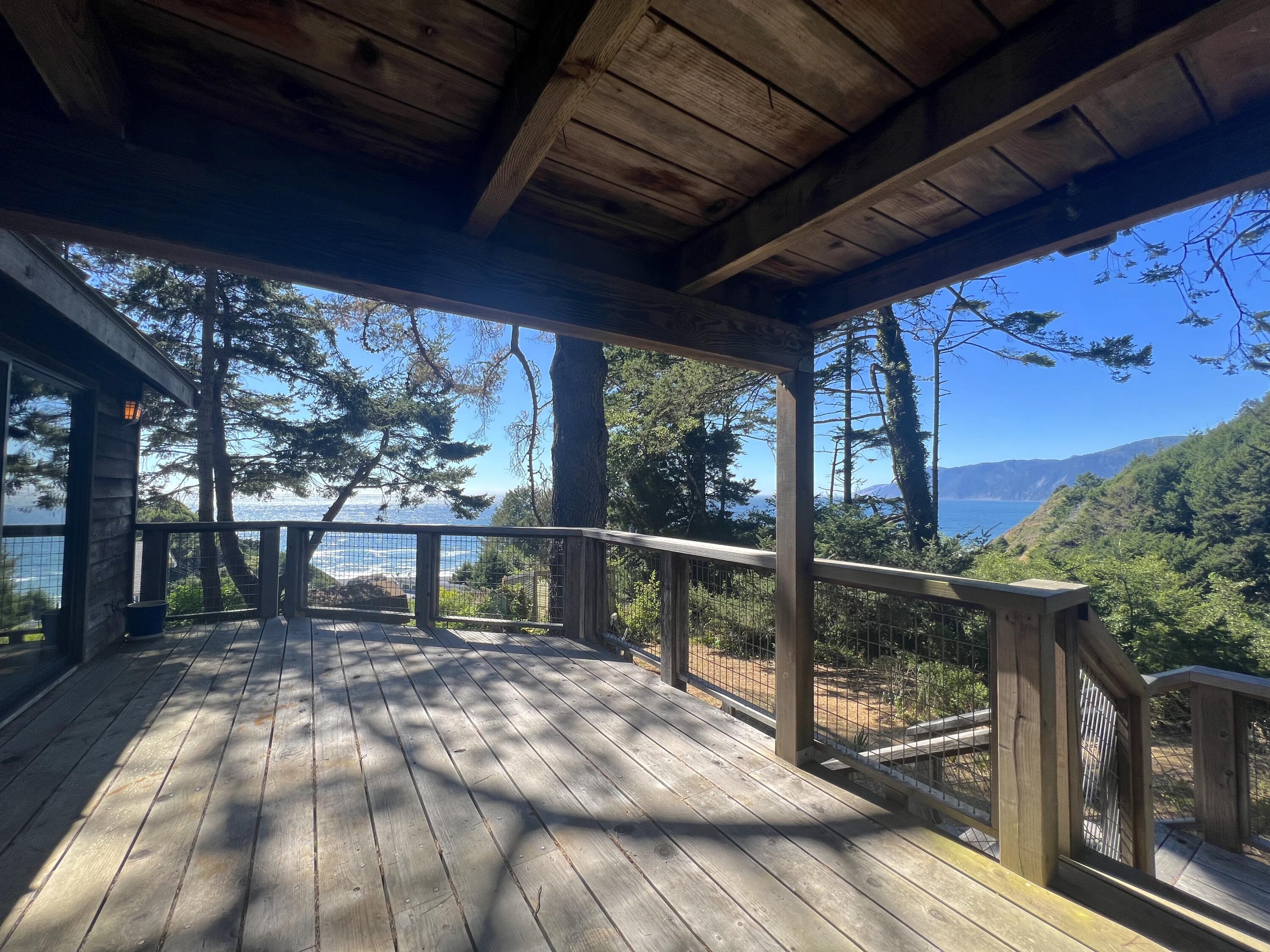 825 Beach Road Whitethorn, CA 95589 - Photo 23 of 53