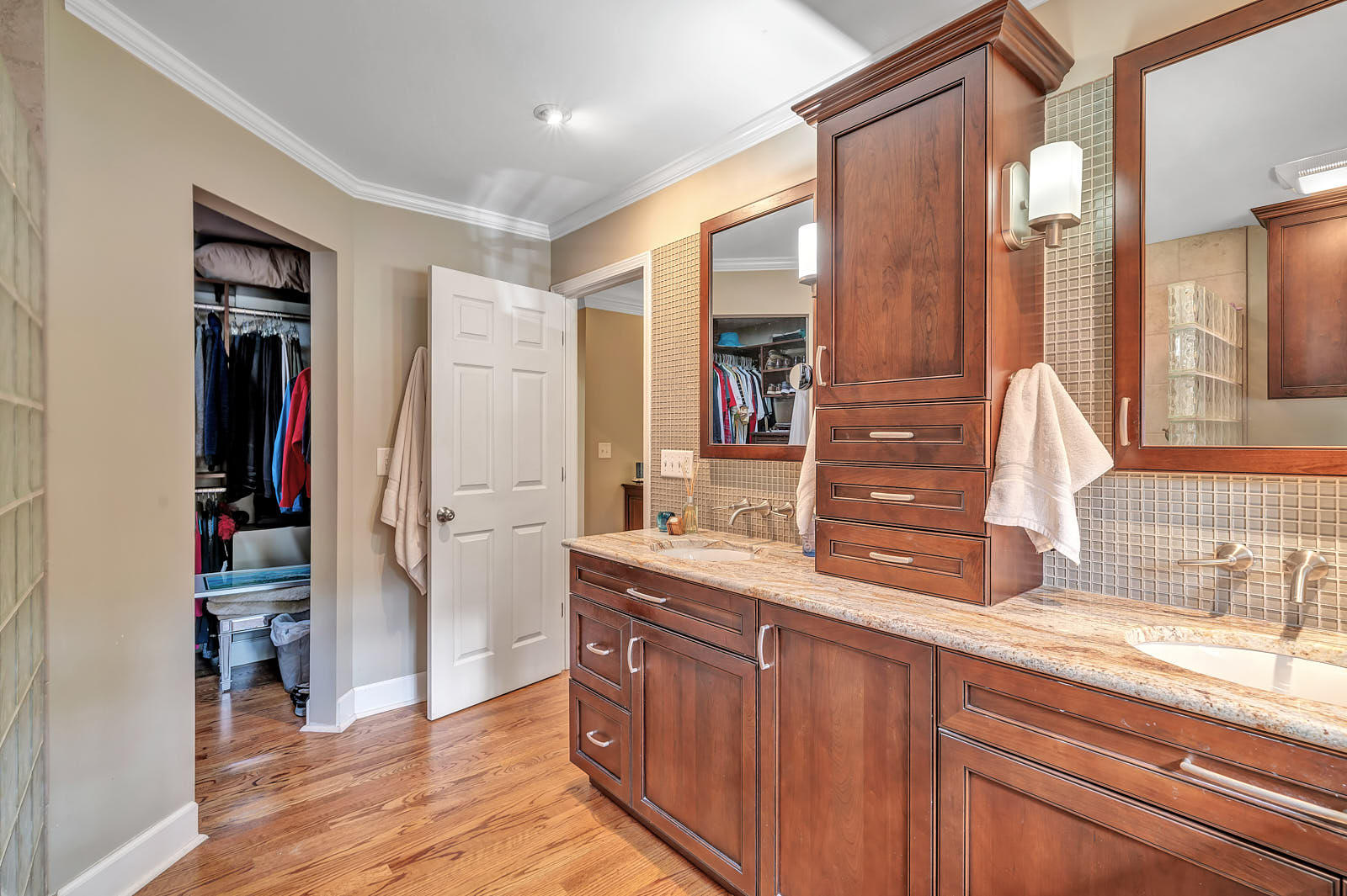 325 South Valley Road Southern Pines, NC 28387 - Photo 32 of 49 Master bathroom
