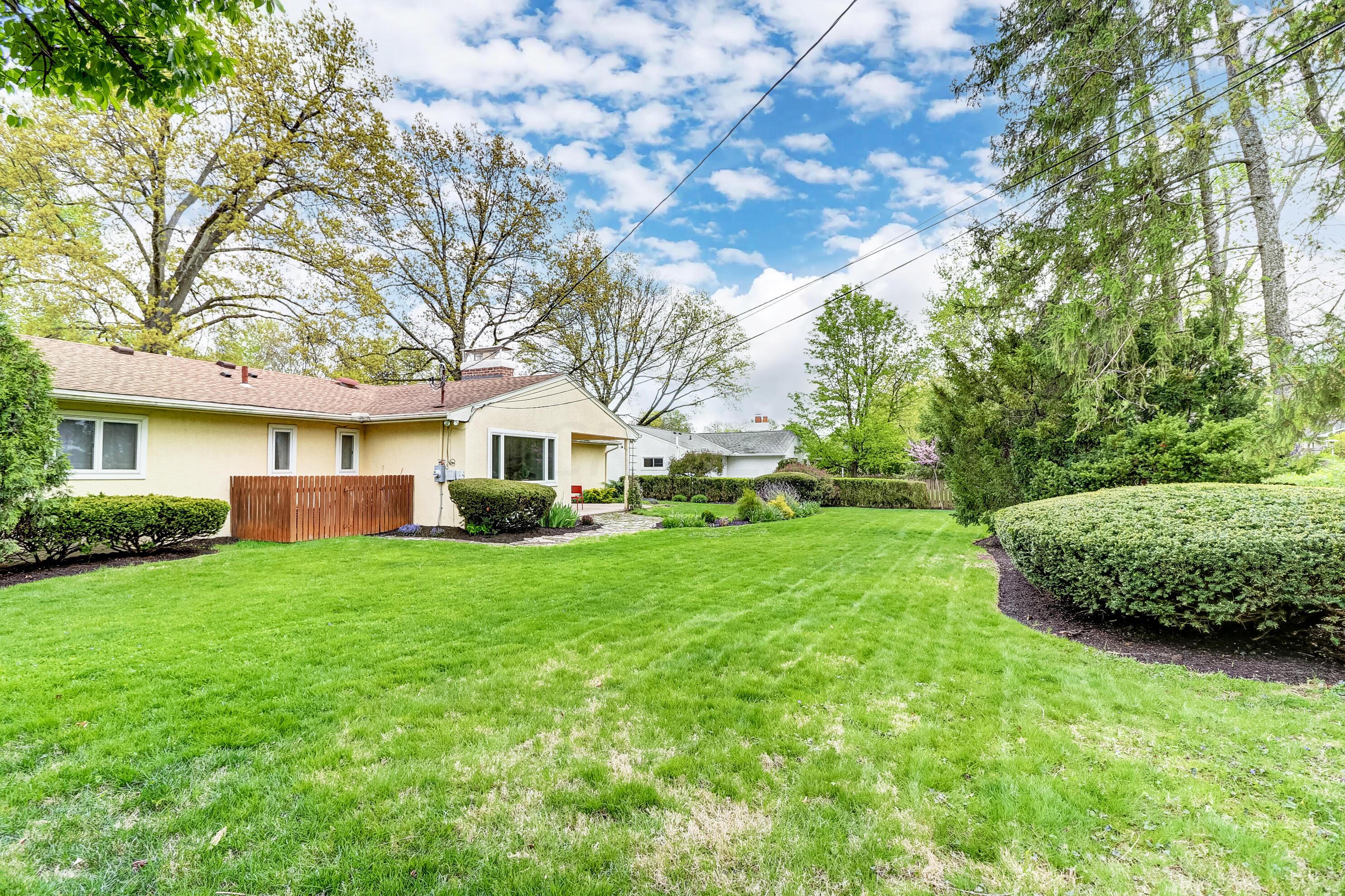 1415 Kirkley Road Columbus, OH 43221 - Photo 23 of 25 026