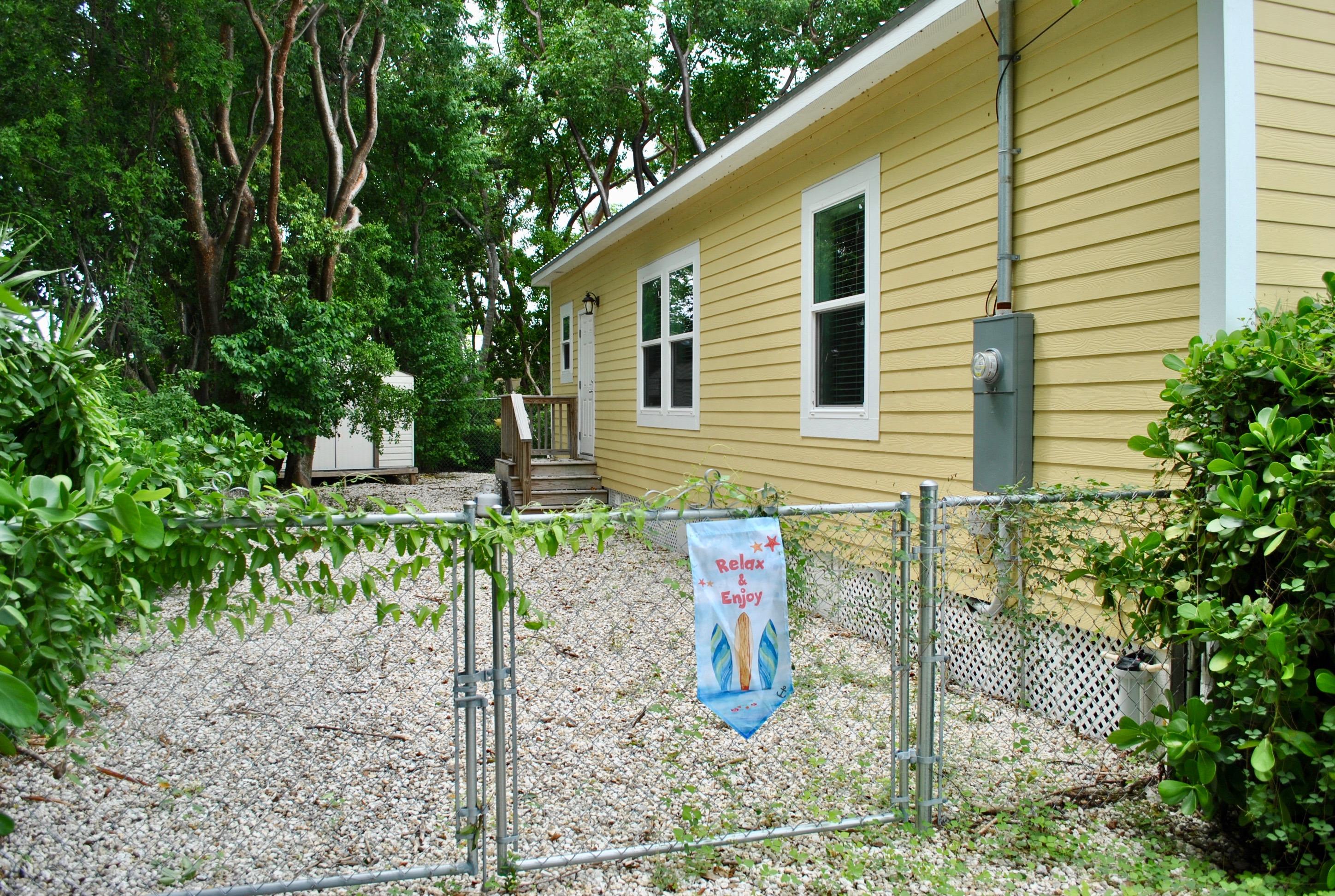 207 West Indies Road Tavernier, FL 33070 - Photo 30 of 31 DSC_0452