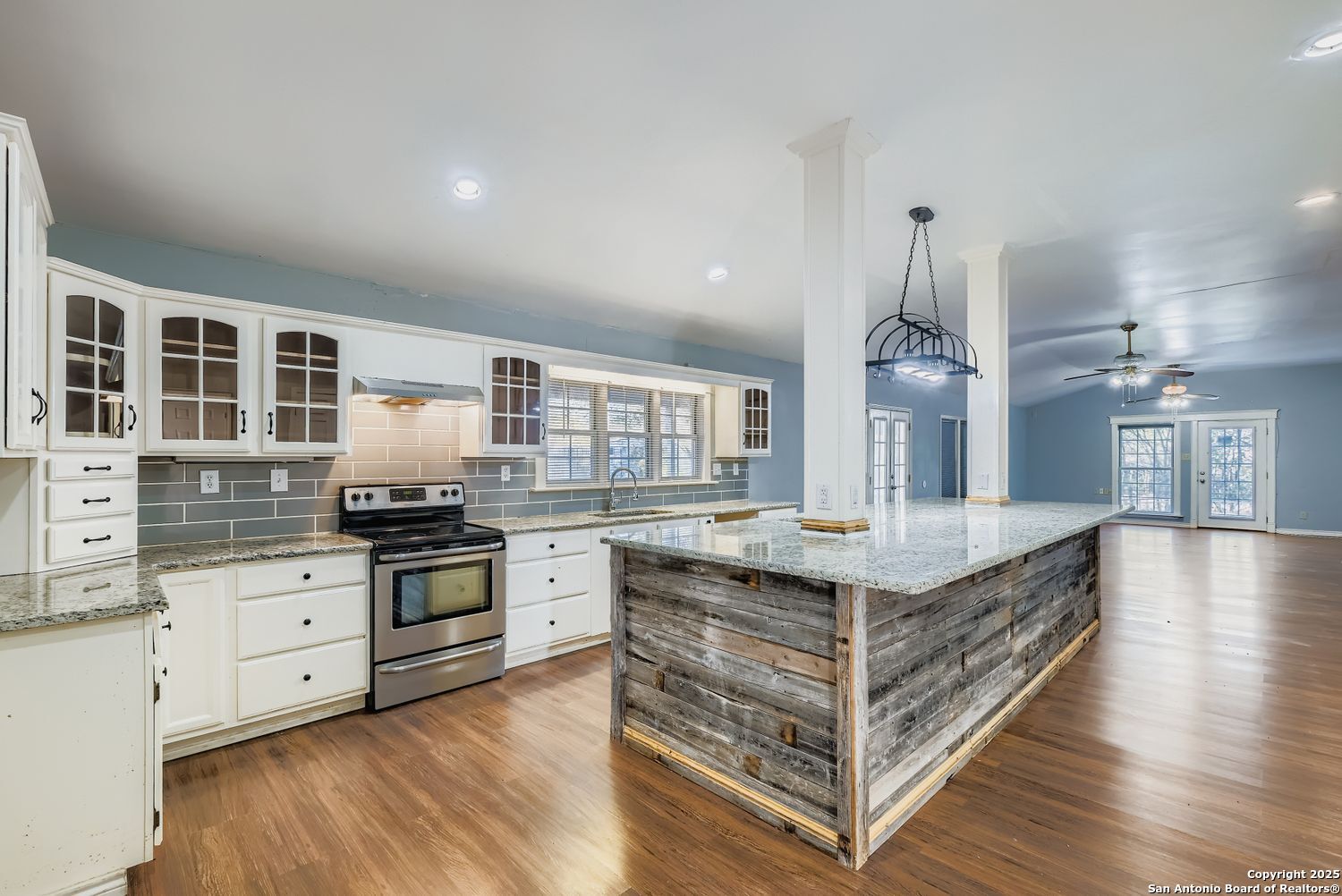 8614 Ridge Pilot San Antonio, TX 78239 - Photo 11 of 29