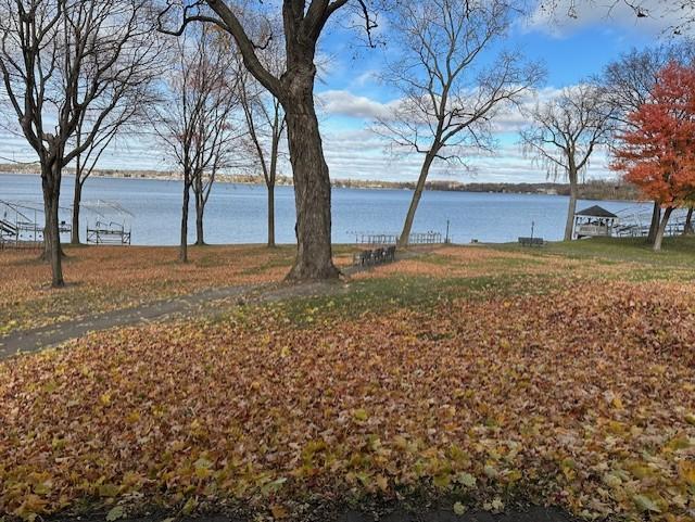 2765 West Road Wayzata, MN 55391 - Photo 3 of 23