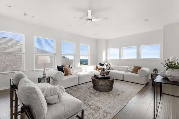 $949,000 | 1401 Siena Sunset Road, Leander, TX 78641