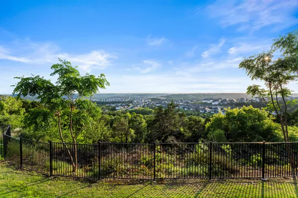 $949,000 | 1401 Siena Sunset Road, Leander, TX 78641
