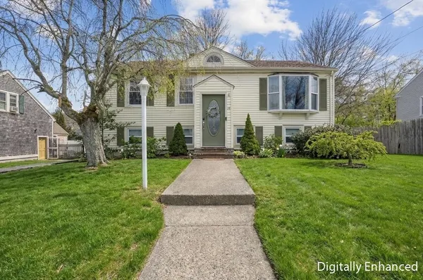 $525,000 | 48 Bellevue Street, Fairhaven, MA 02719