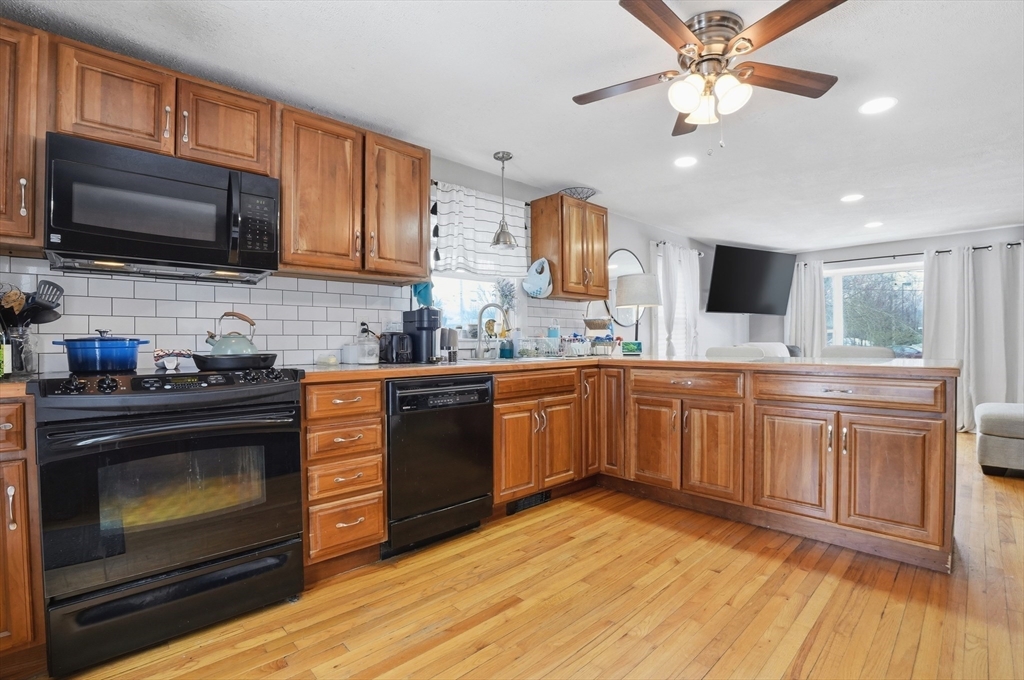 48 Bellevue Street Fairhaven, MA 02719 - Photo 5 of 22