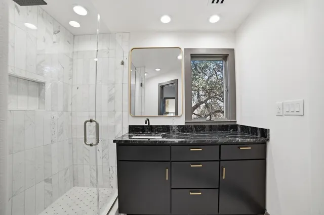 $6,499 | 2700 Marina Shores Drive, Spicewood, TX 78669