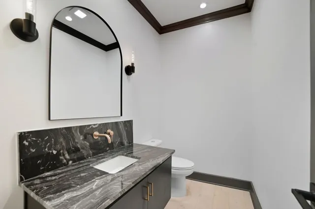 $6,499 | 2700 Marina Shores Drive, Spicewood, TX 78669