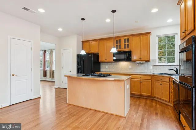 $599,900 | 2086 Downshire Court, Waldorf, MD 20603