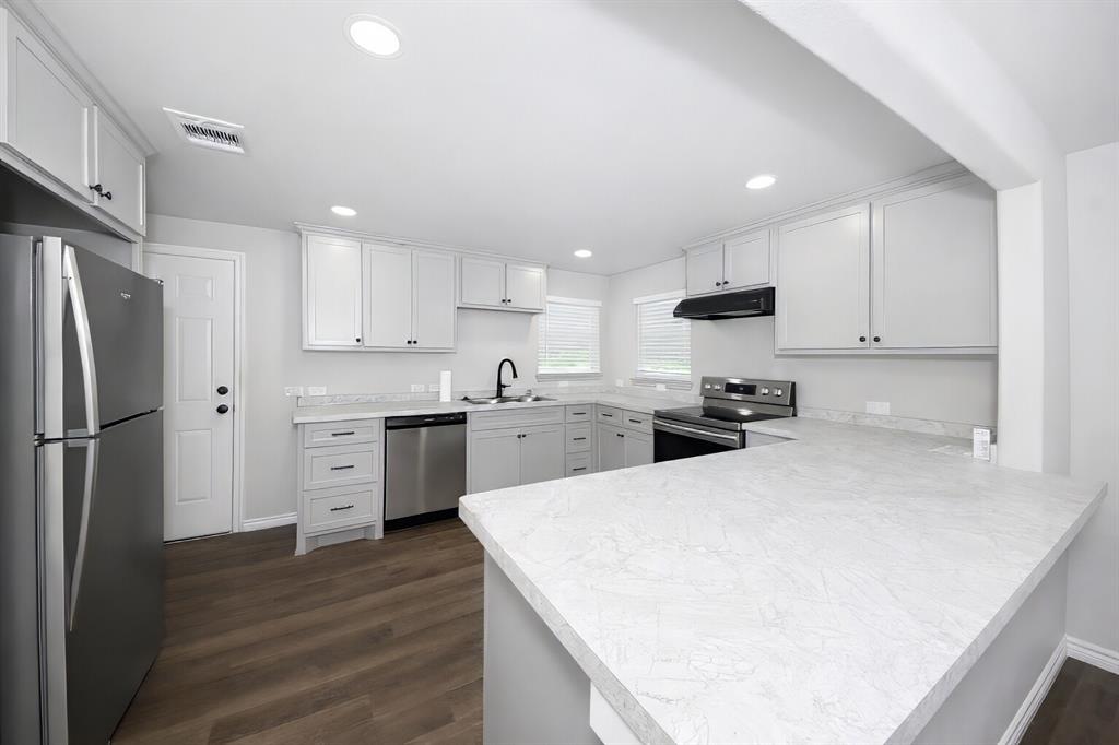 1119 Salt Creek Road Springtown, TX 76082 - Photo 14 of 27 Gallery Image 14
