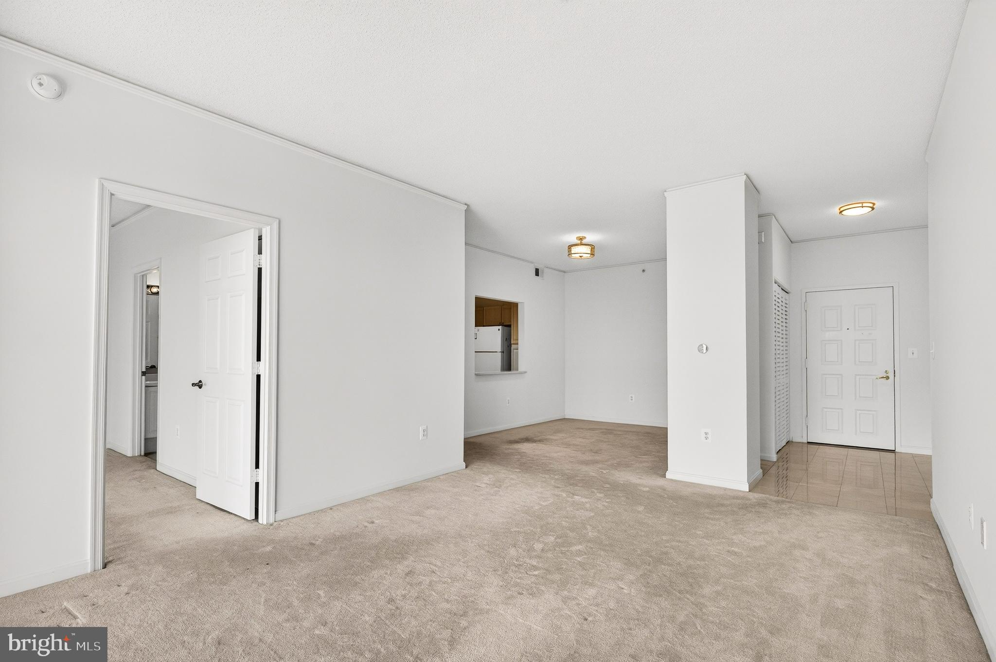 19355 Cypress Ridge Terrace, Unit 1122 Leesburg, VA 20176 - Photo 12 of 71 a view of an empty room