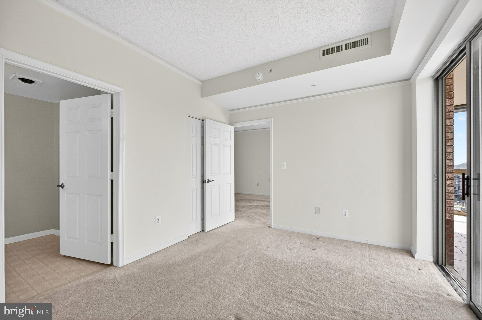 19355 Cypress Ridge Terrace, Unit 1122 Leesburg, VA 20176 - Photo 22 of 71