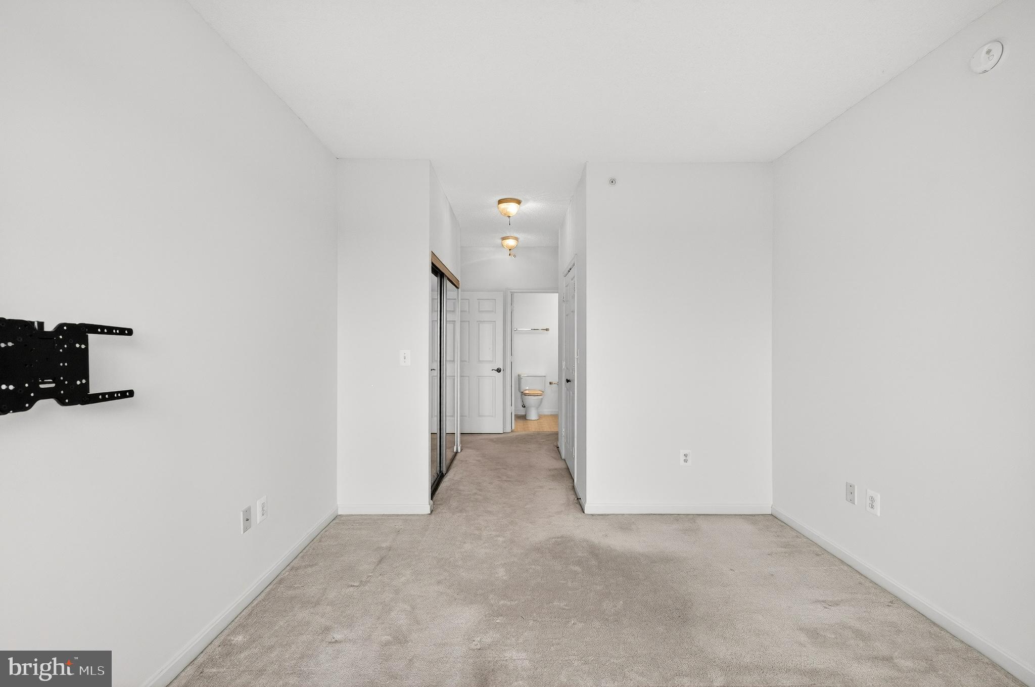 19355 Cypress Ridge Terrace, Unit 1122 Leesburg, VA 20176 - Photo 37 of 71