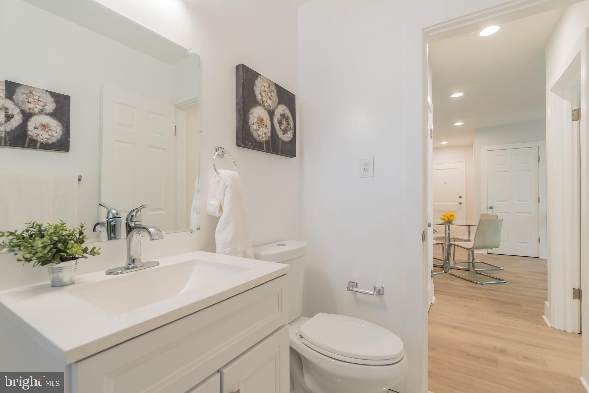 4004 Beecher Street Northwest, Unit 201 Washington, DC 20007 - Photo 17 of 26 Bathroom
