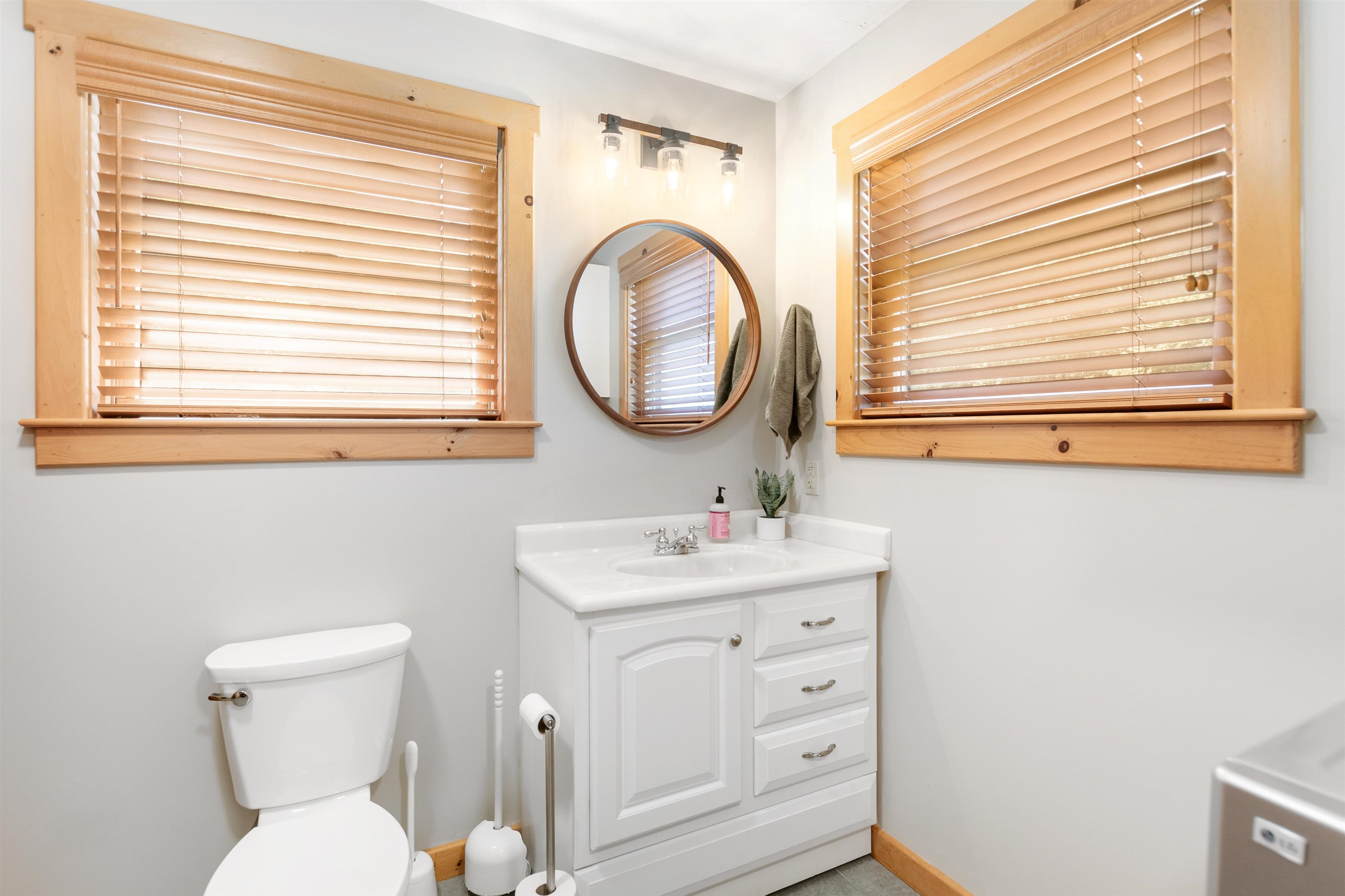 456 Indian Stream Road Pittsburg, NH 03592 - Photo 25 of 59