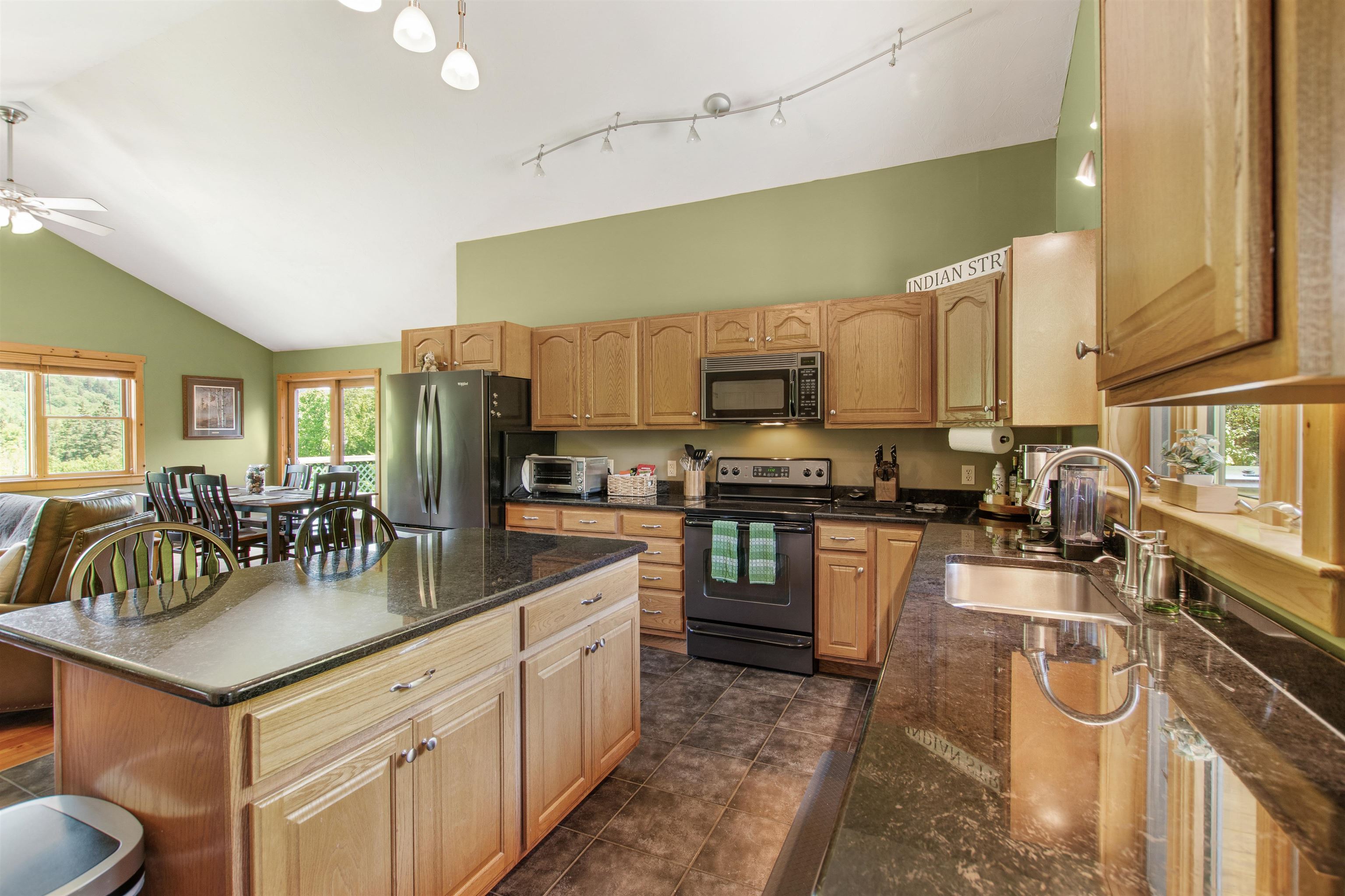 456 Indian Stream Road Pittsburg, NH 03592 - Photo 3 of 59