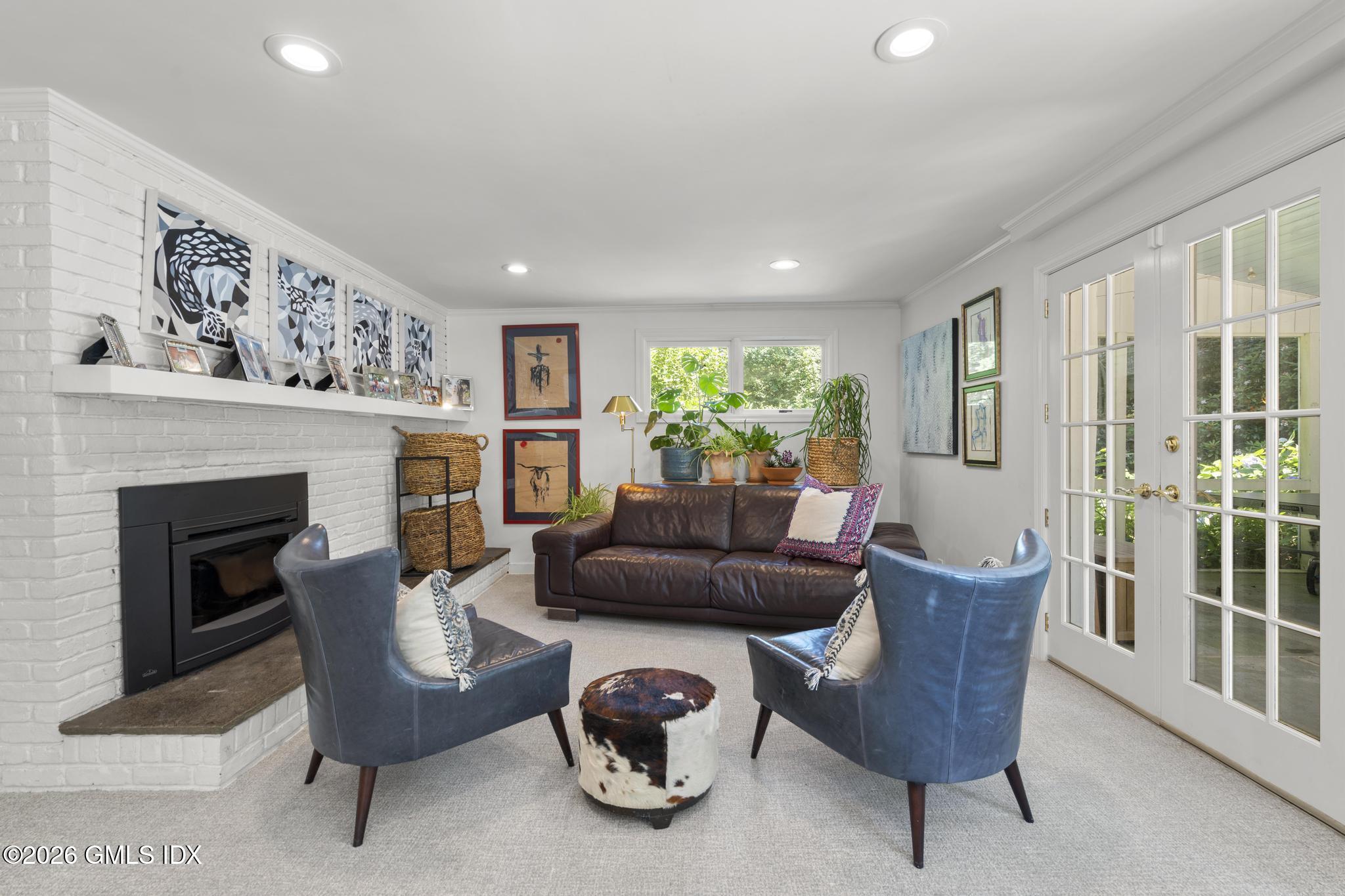 35 Welwyn Road Riverside, CT 06878 - Photo 18 of 31 Family Room