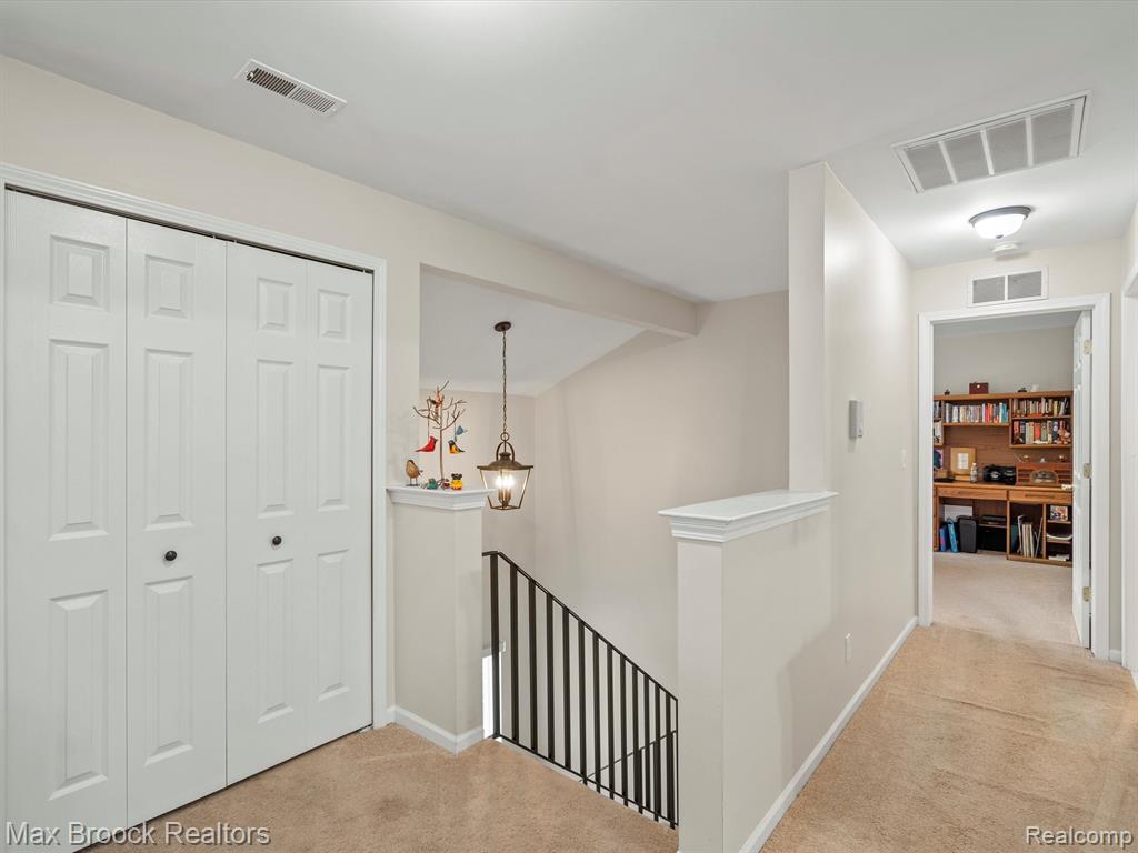 1844 Flagstone Circle Rochester, MI 48307 - Photo 5 of 25