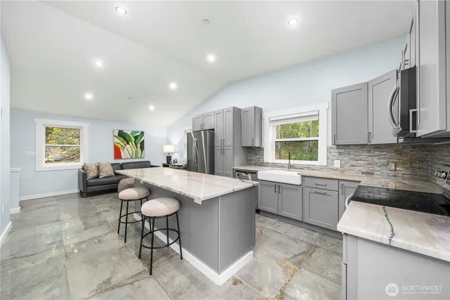 $899,000 | 5230 336th Avenue Southeast, Fall City, WA 98024