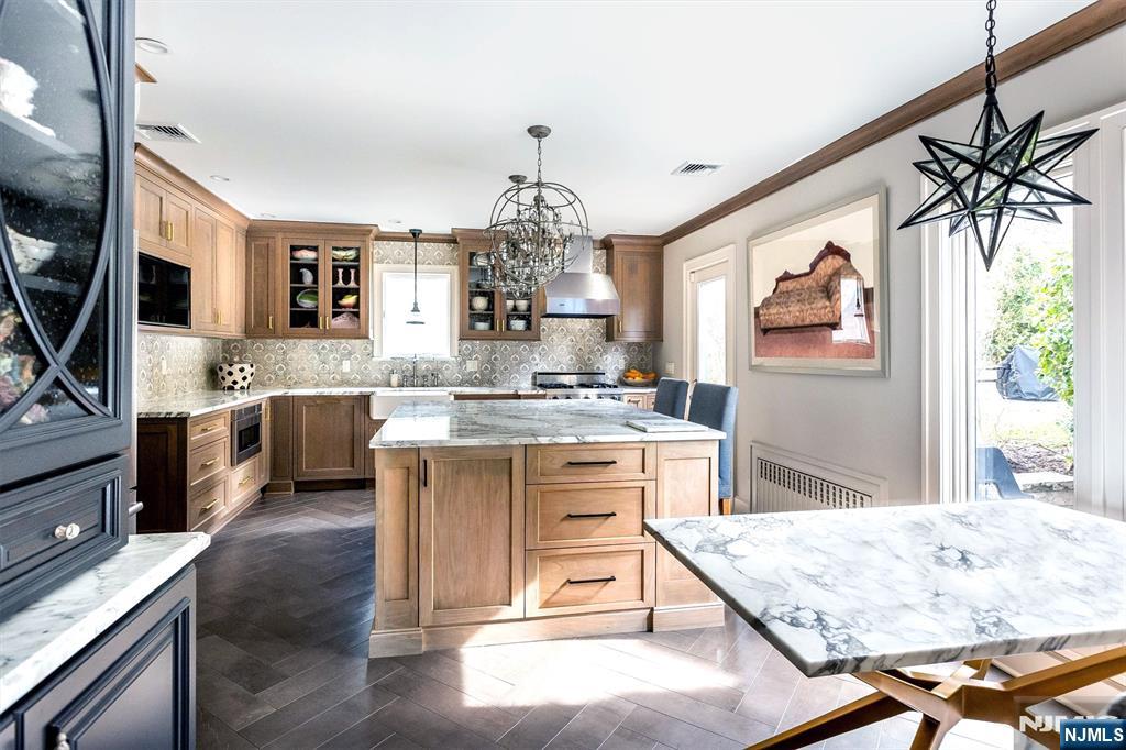 89 Douglas Road Glen Ridge, NJ 07028 - Photo 13 of 49