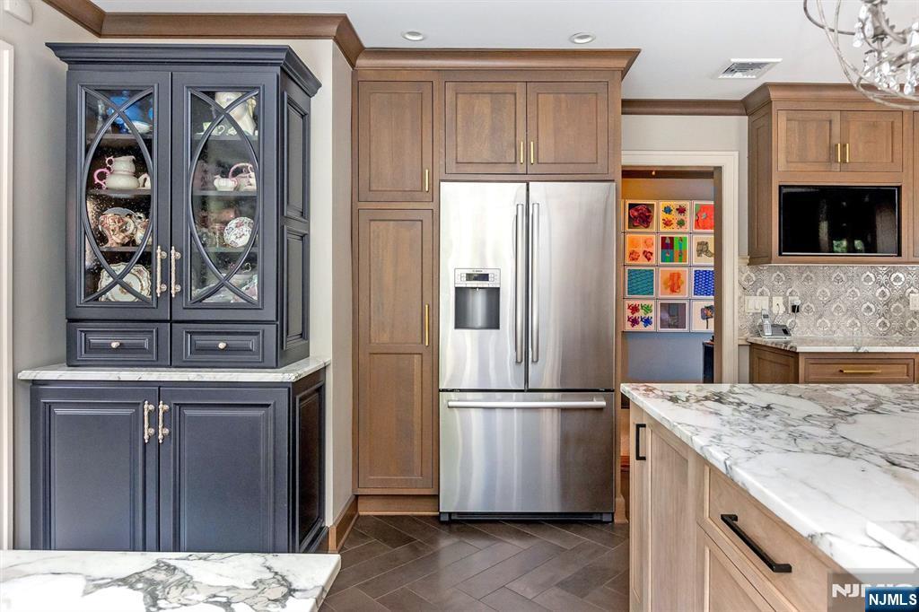 89 Douglas Road Glen Ridge, NJ 07028 - Photo 16 of 49