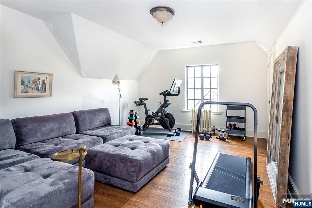 89 Douglas Road Glen Ridge, NJ 07028 - Photo 40 of 49