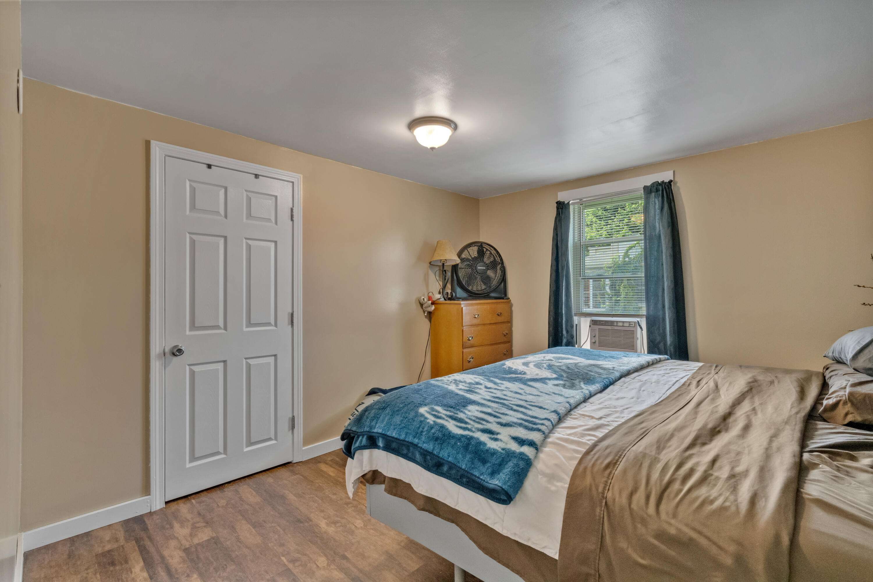 8 Thompson Street Lewiston, ME 04240 - Photo 33 of 46 DSC06901
