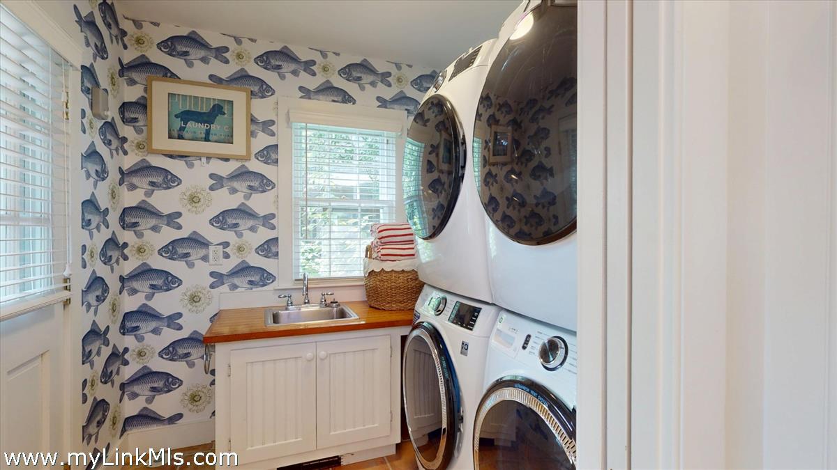 39 A Milk Street Nantucket, MA 02554 - Photo 19 of 56