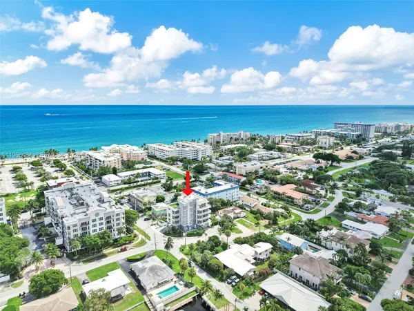 a picture of city view