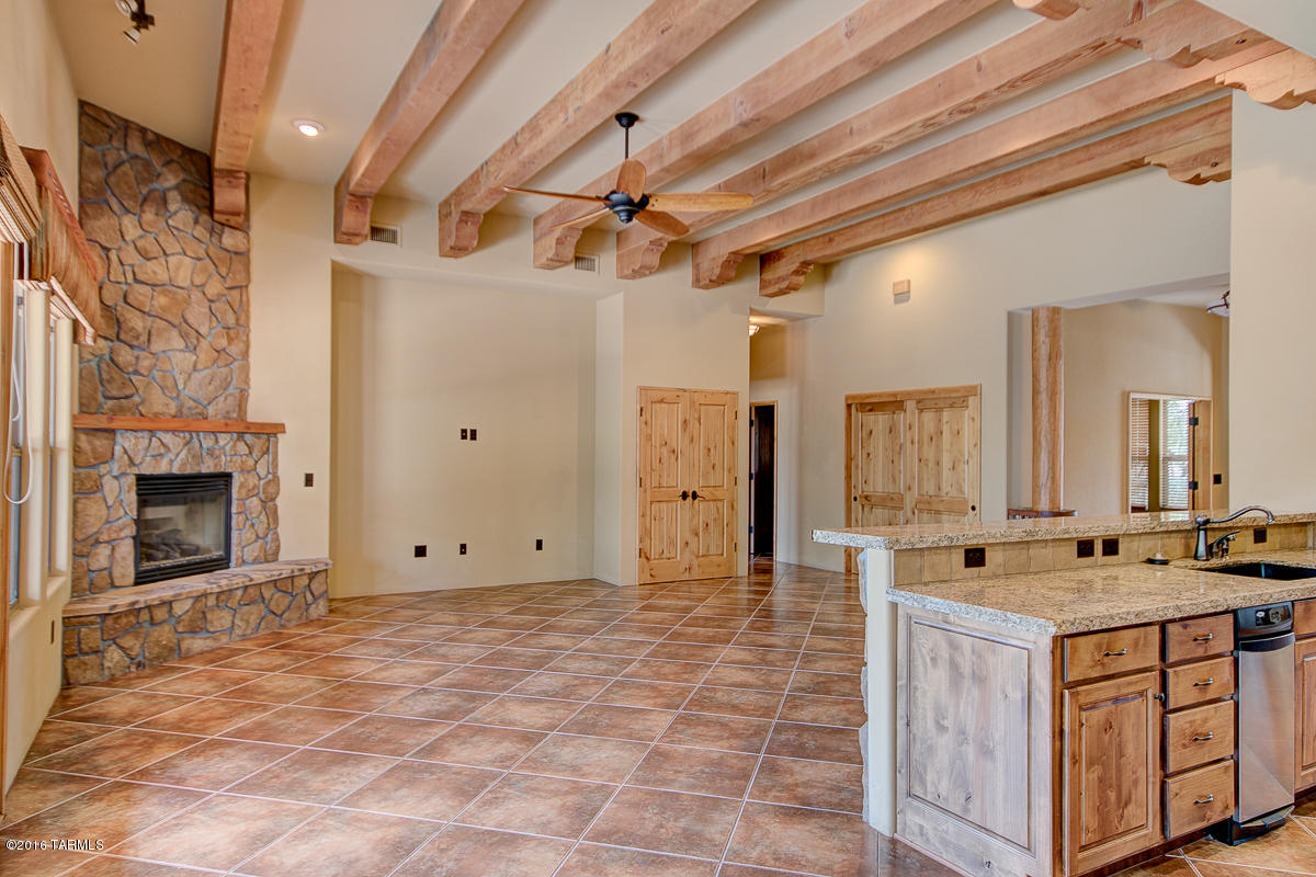 36435 South Lexi Way Tucson, AZ 85739 - Photo 4 of 50