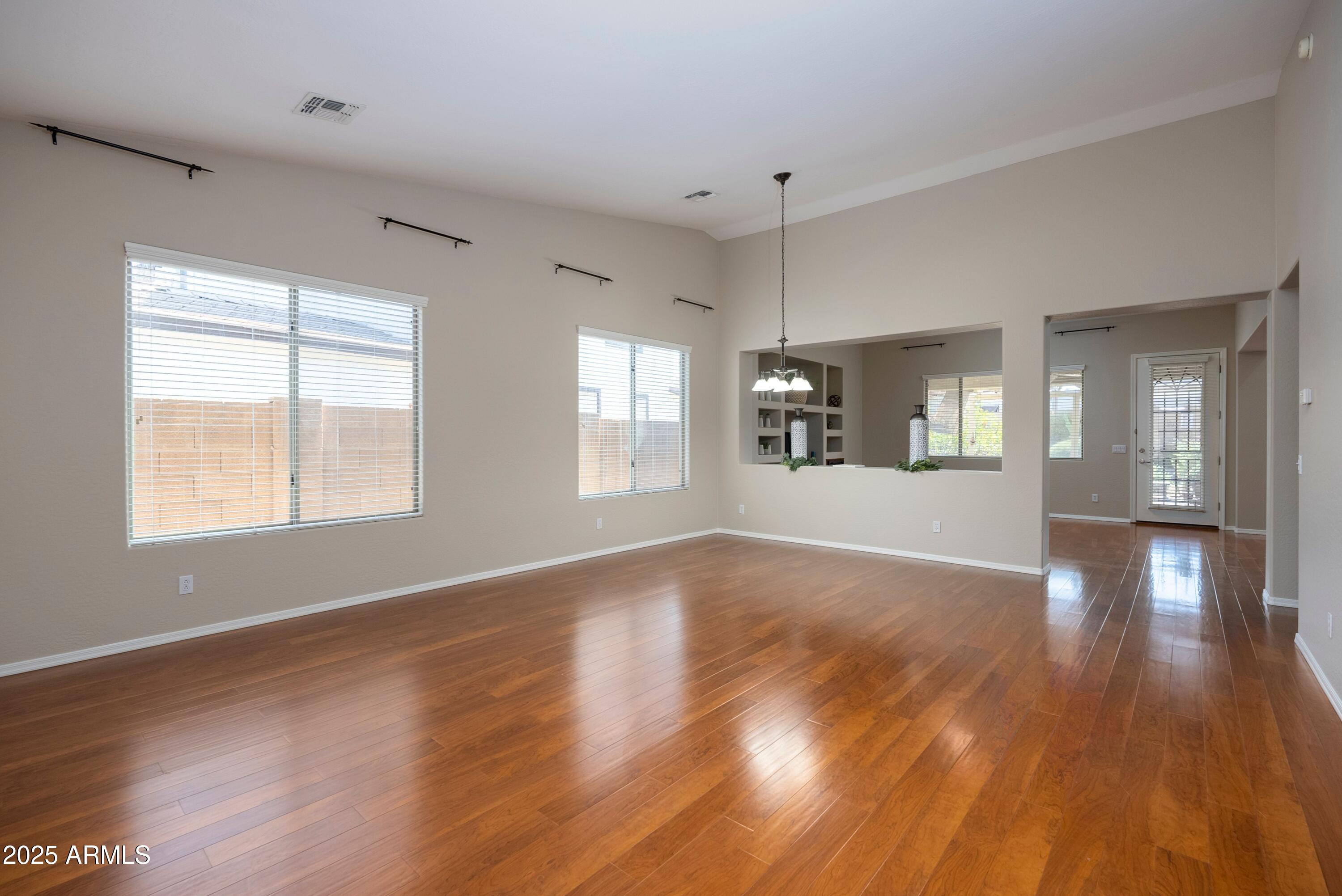 2115 West Harwell Rd. Phoenix, AZ 85041 - Photo 2 of 50 Gorgeous Floors