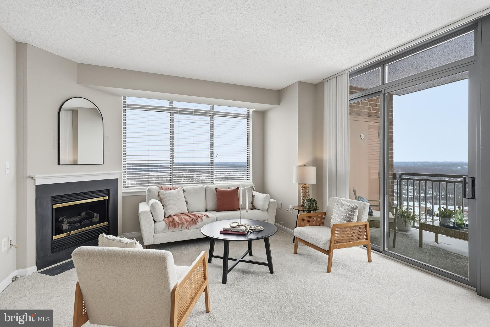 11710 Old Georgetown Road, Unit 1414 North Bethesda, MD 20852 - Photo 6 of 33 Open concept living area