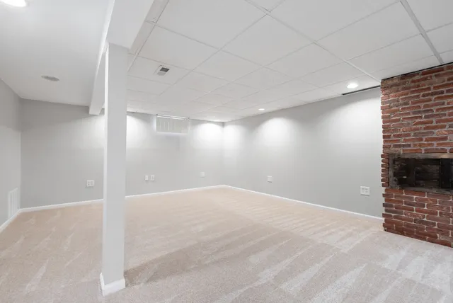 $2,700 | 8818 Fairway Drive, Orland Park, IL 60462