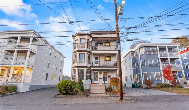 $1,199,900 | 15 Sturgis Street, Woburn, MA 01801