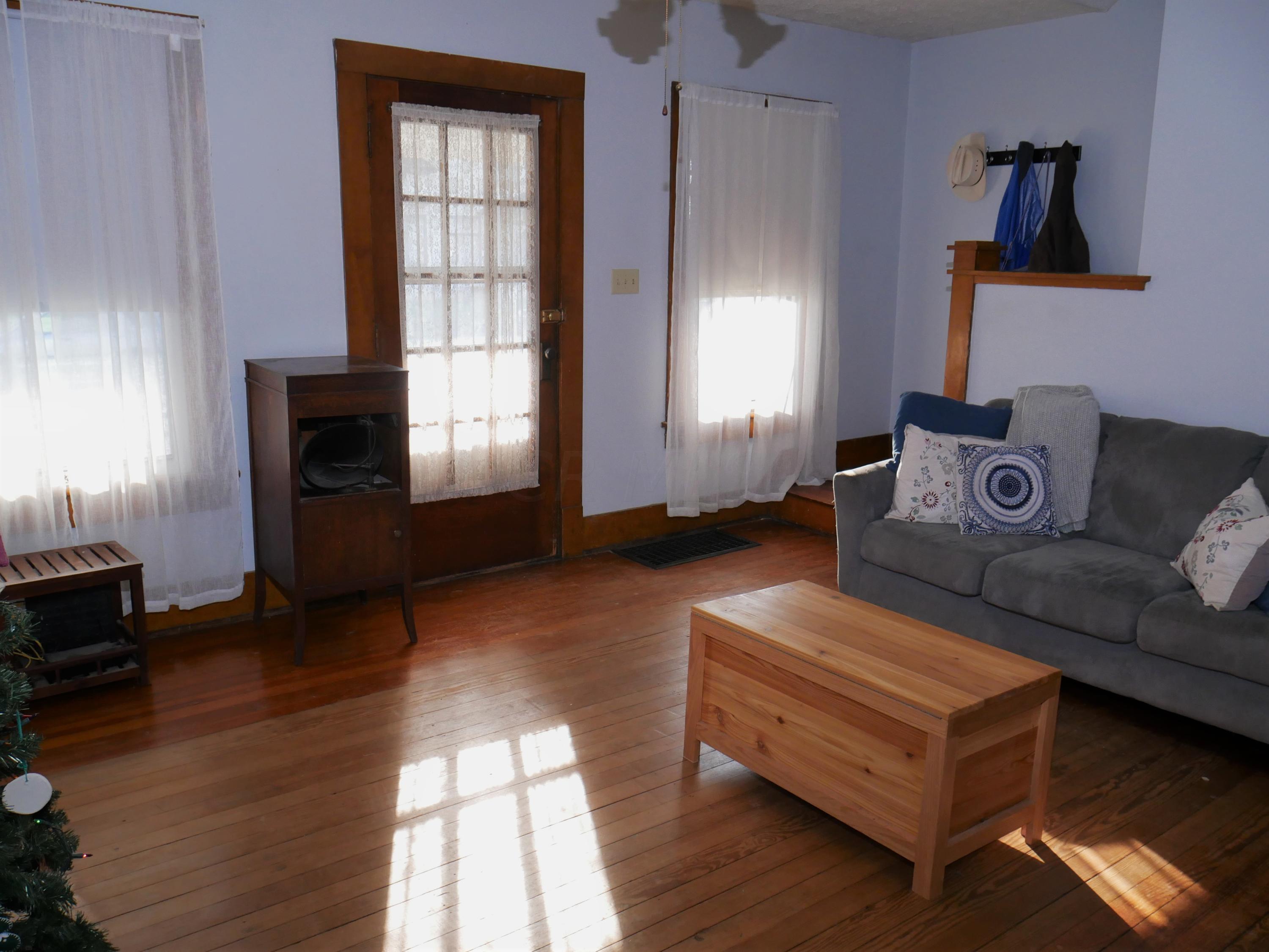 134 Riley Street Newark, OH 43055 - Photo 4 of 20 Gallery Image 4