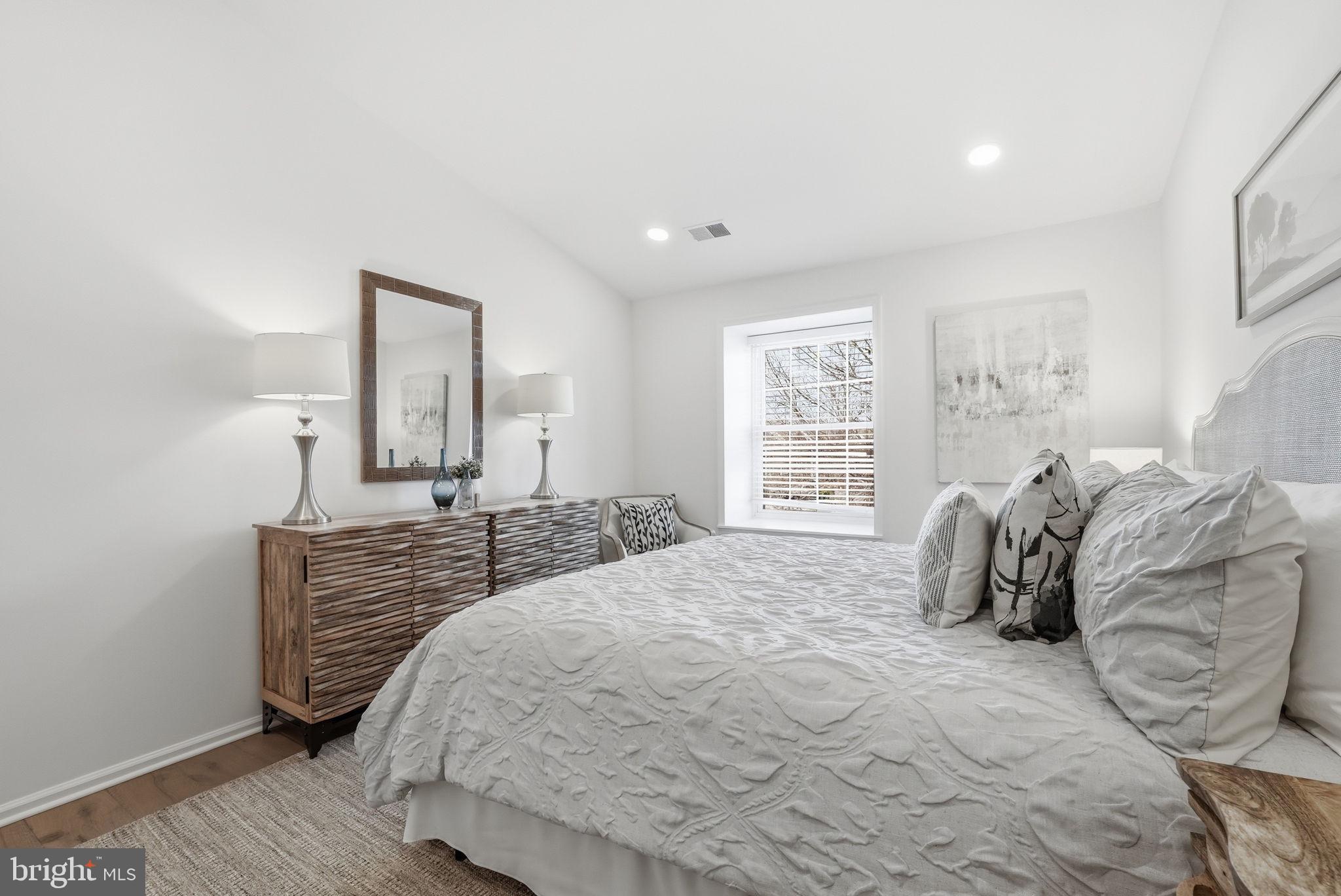 12940 Grays Pointe Road, Unit 12940C Fairfax, VA 22033 - Photo 18 of 28