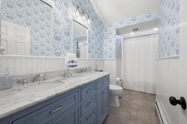 $2,600 | 6 Richmond Drive, Unit 1, Westerly, RI 02891