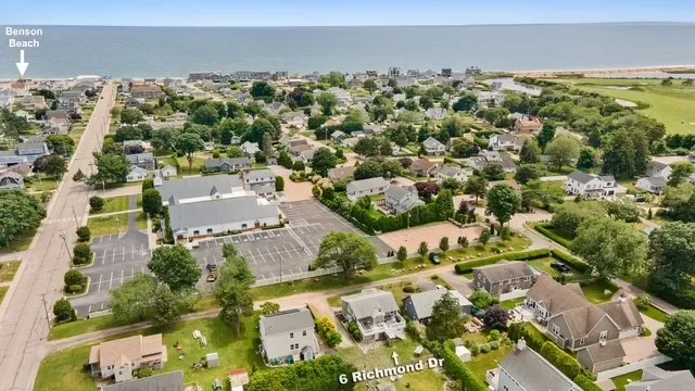 $2,600 | 6 Richmond Drive, Unit 1, Westerly, RI 02891