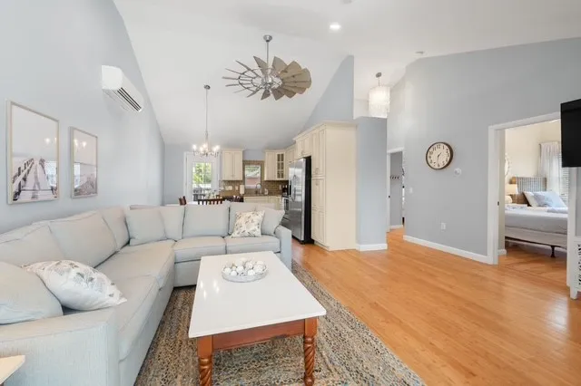 $2,600 | 6 Richmond Drive, Unit 1, Westerly, RI 02891