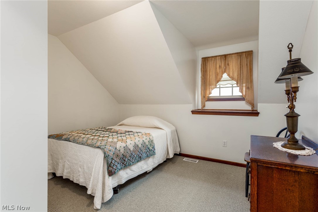 42764 Russia Road Elyria, OH 44035 - Photo 23 of 25 Gallery Image 23