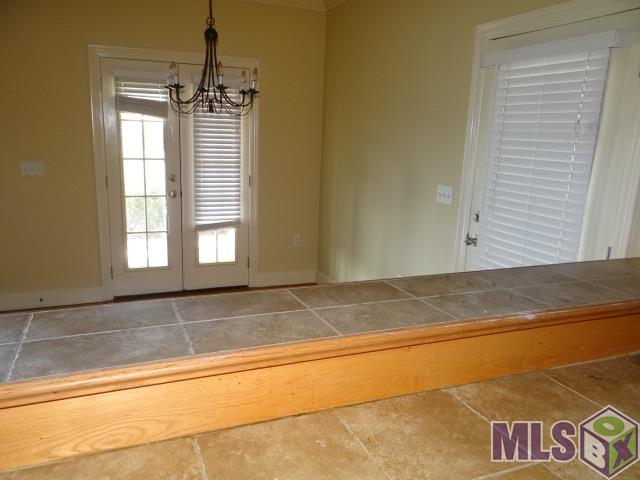 38035 Post Office Road Gonzales, LA 70737 - Photo 7 of 14 Gallery Image 7