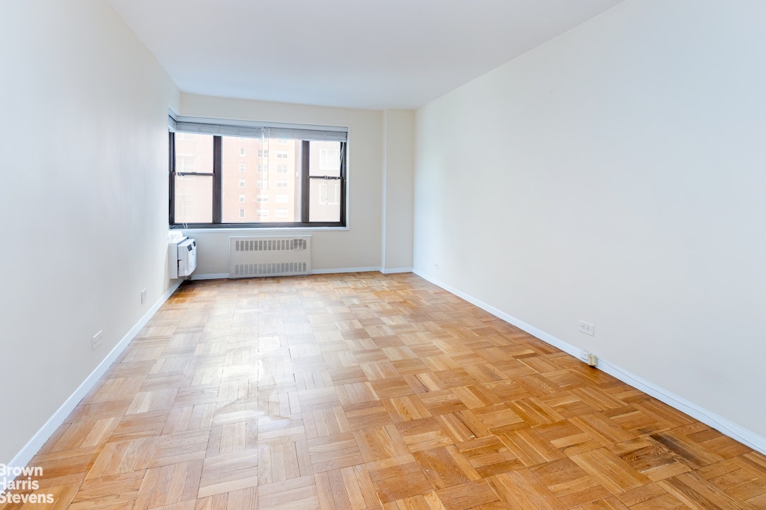 55 East End Avenue, Unit 5F Manhattan, NY 10028 - Photo 6 of 12