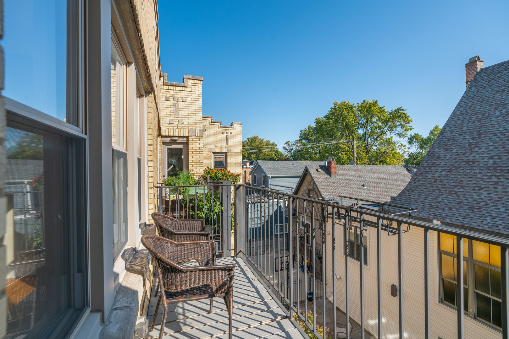 2142 West Addison Street, Unit 3B Chicago, IL 60618 - Photo 10 of 10 a view of balcony and patio