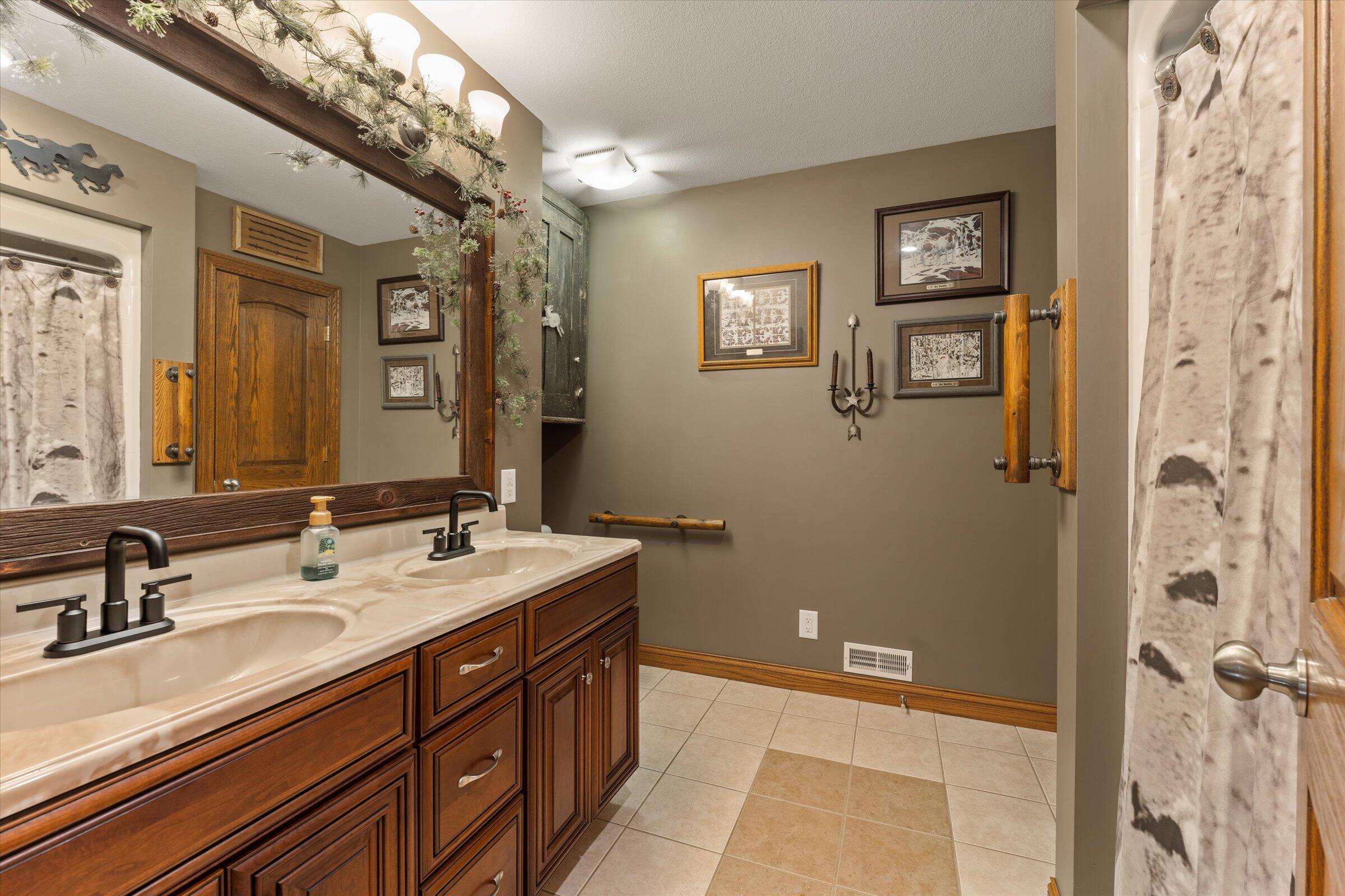 70630 5 Points Road Edwardsburg, MI 49112 - Photo 10 of 51 21-DSC07278