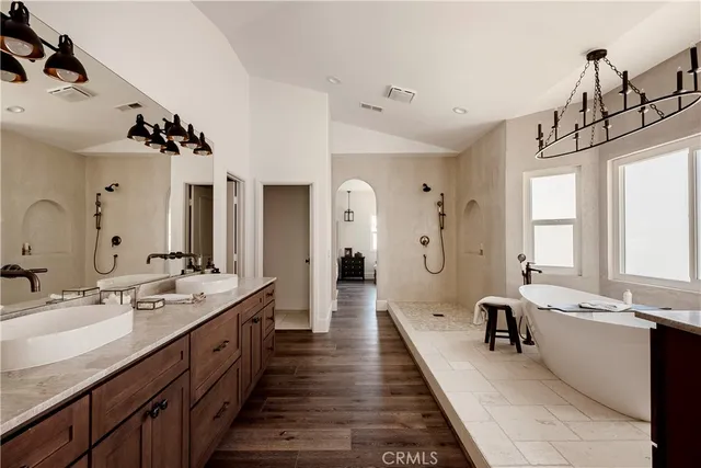 $1,699,995 | 26868 Canyon End Road, Canyon Country, CA 91387