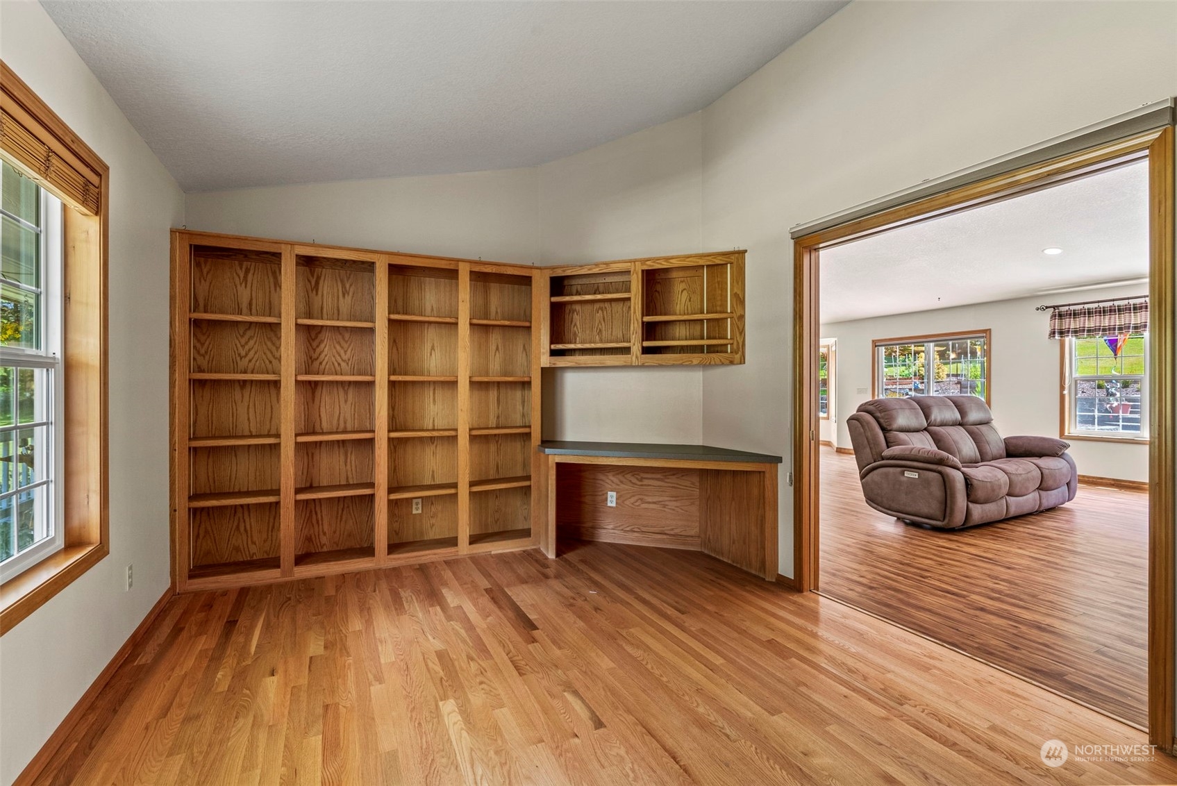 1902 Hazel Dell Road Castle Rock, WA 98611 - Photo 29 of 39 Gallery Image 29