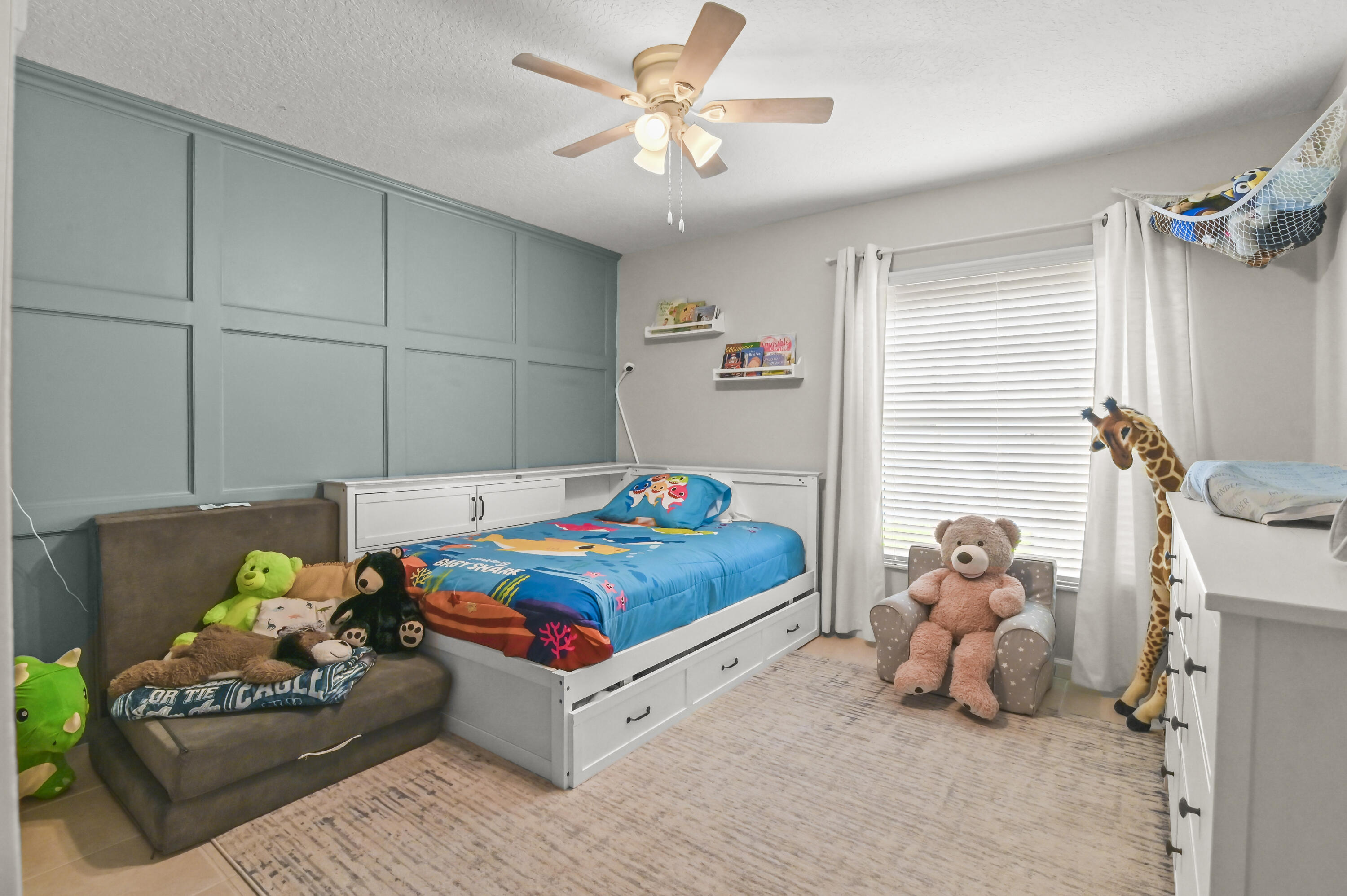 6319 Foster Street Jupiter, FL 33458 - Photo 17 of 24 27 Bedroom 01