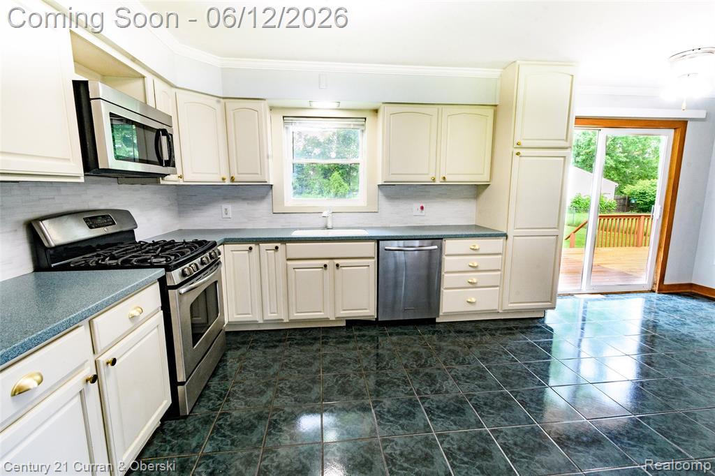 5260 Rives Junction Road Jackson, MI 49201 - Photo 13 of 44