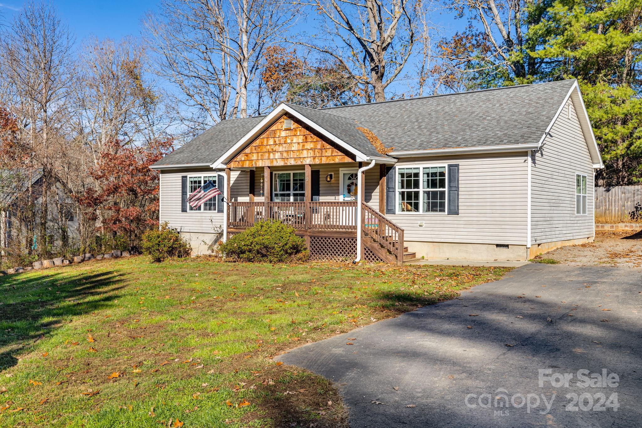 12 Mcgee Ridge Road Fairview, NC 28730 - Photo 1 of 26 Gallery Image 1